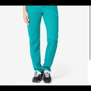 Women’s FIGS XS Petite Teal Yola scrub pants